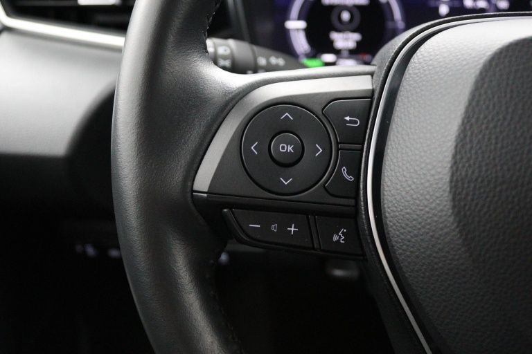 Toyota Corolla Touring Sports - Hybrid 140 19