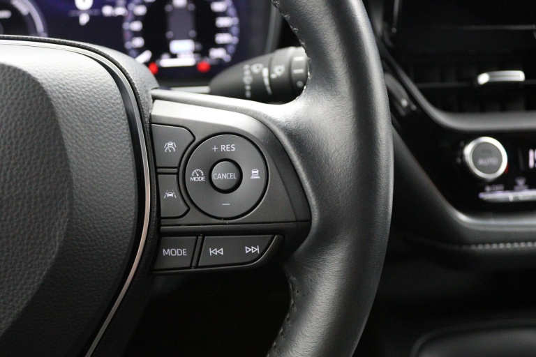 Toyota Corolla Touring Sports - Hybrid 140 21