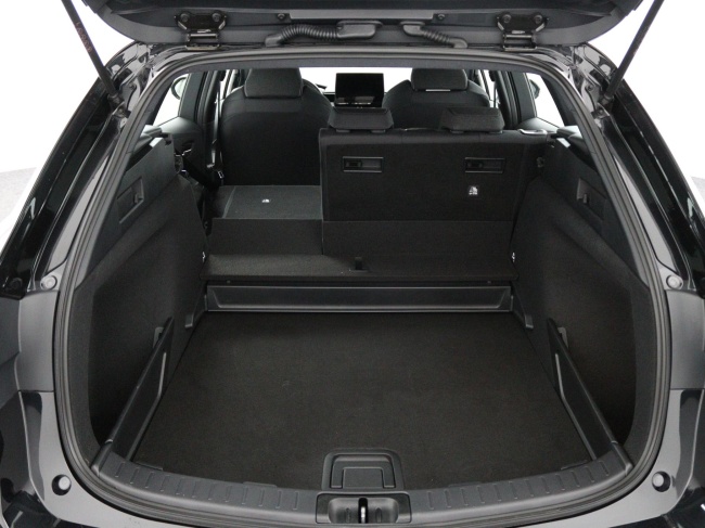 Toyota Corolla Touring Sports - Hybrid 140