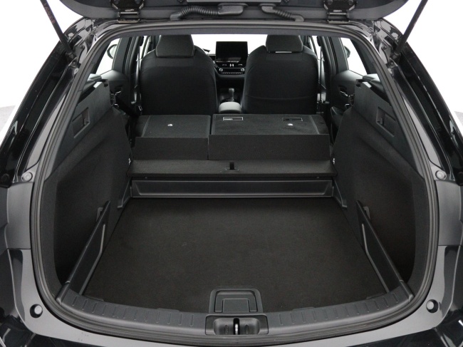 Toyota Corolla Touring Sports - Hybrid 140