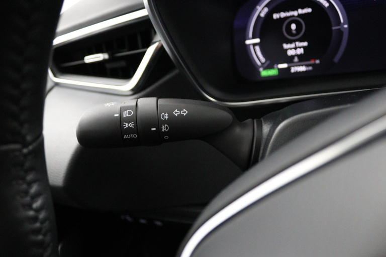 Toyota Corolla Touring Sports - Hybrid 140 30