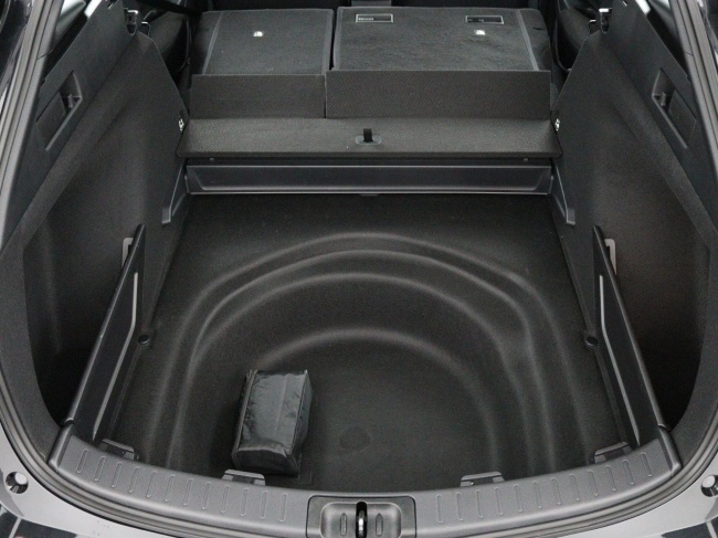 Toyota Corolla Touring Sports - Hybrid 140