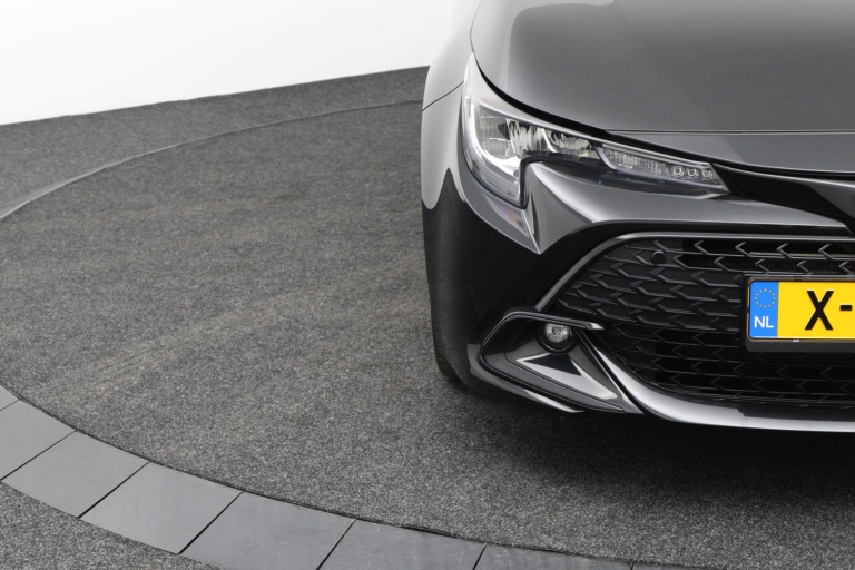 Toyota Corolla Touring Sports - Hybrid 140 35