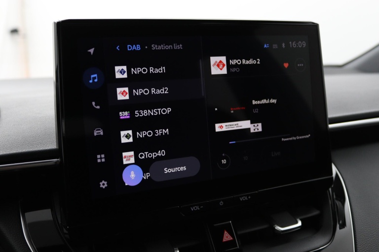 Toyota Corolla Touring Sports - Hybrid 140 8