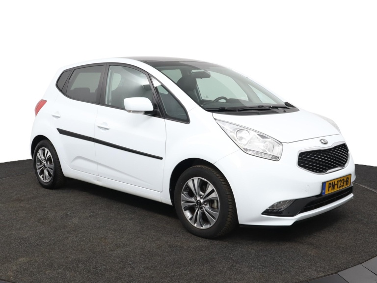 Kia Venga - 1.6 CVVT Summer Edition  6