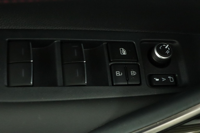 Toyota Corolla Touring Sports - 2.0 Hybrid Executive 29