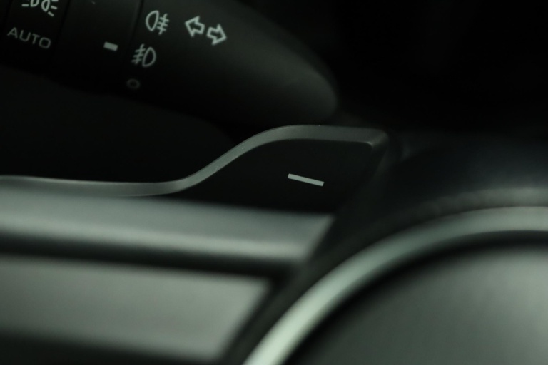 Toyota Corolla Touring Sports - 2.0 Hybrid Executive 46