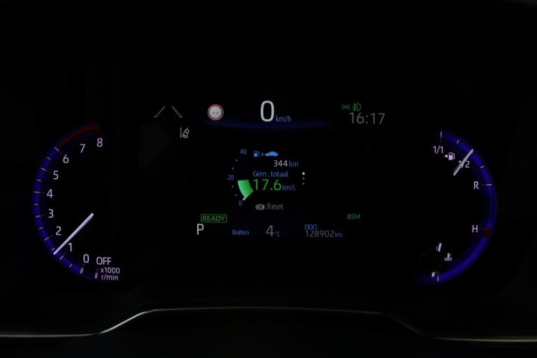 Toyota Corolla Touring Sports - 2.0 Hybrid Executive 6