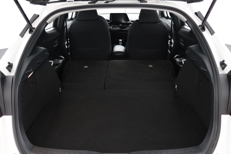 Toyota C-HR - 2.0 Hybrid Dynamic 25