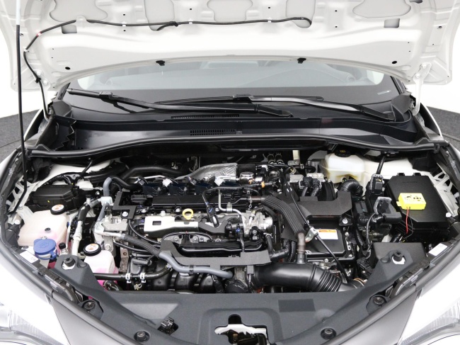 Toyota C-HR - 2.0 Hybrid Dynamic