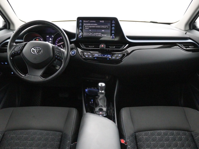Toyota C-HR - 2.0 Hybrid Dynamic