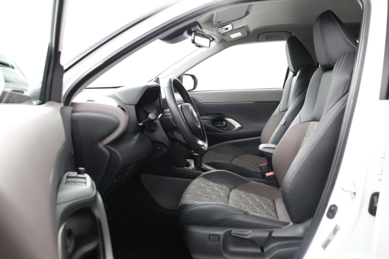 Toyota Yaris Cross - 1.5 Hybrid 130 Executive 17