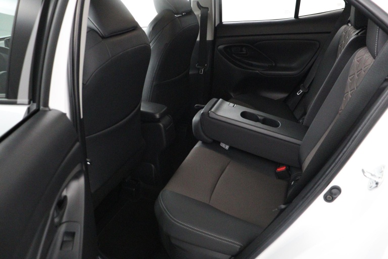 Toyota Yaris Cross - 1.5 Hybrid 130 Executive 38