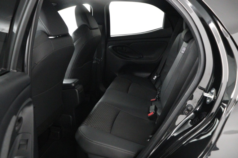 Toyota Yaris - 1.5 Hybrid Executive 18