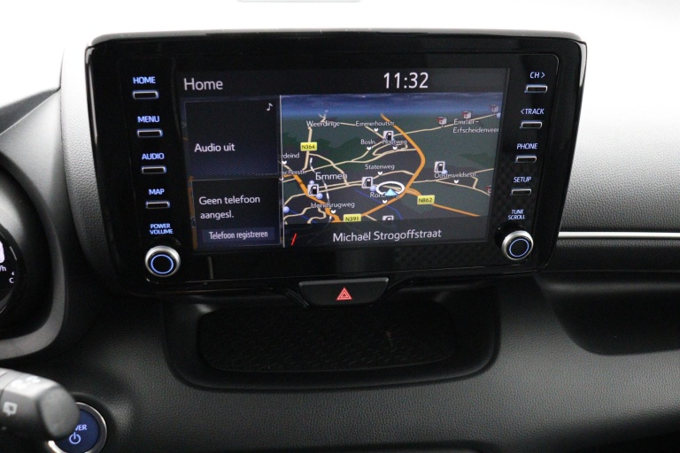 Toyota Yaris - 1.5 Hybrid Executive 27