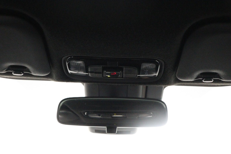 Toyota Yaris - 1.5 Hybrid Executive 31