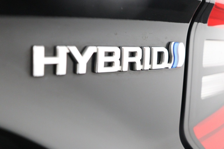 Toyota Yaris - 1.5 Hybrid Executive 46