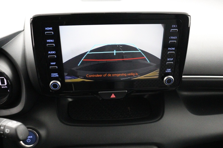 Toyota Yaris - 1.5 Hybrid Executive 8