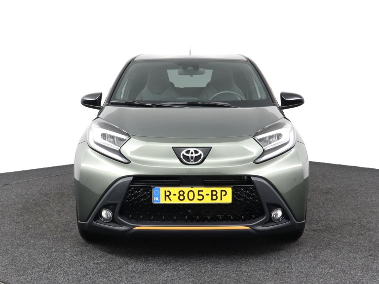 Toyota Aygo X - 1.0 VVT-i S-CVT Limited 16