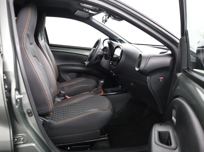 Toyota Aygo X - 1.0 VVT-i S-CVT Limited