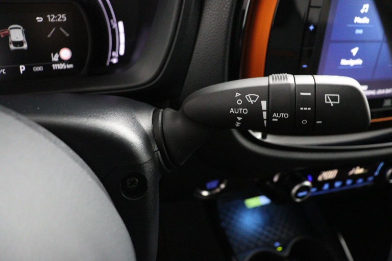 Toyota Aygo X - 1.0 VVT-i S-CVT Limited 32