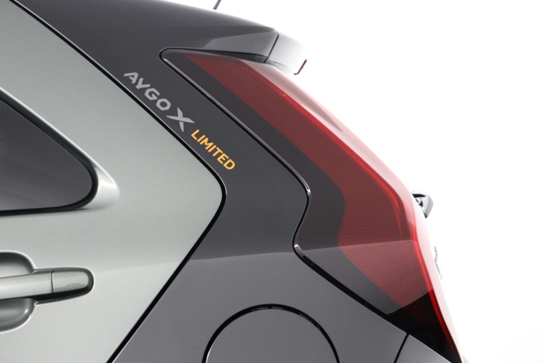 Toyota Aygo X - 1.0 VVT-i S-CVT Limited 42