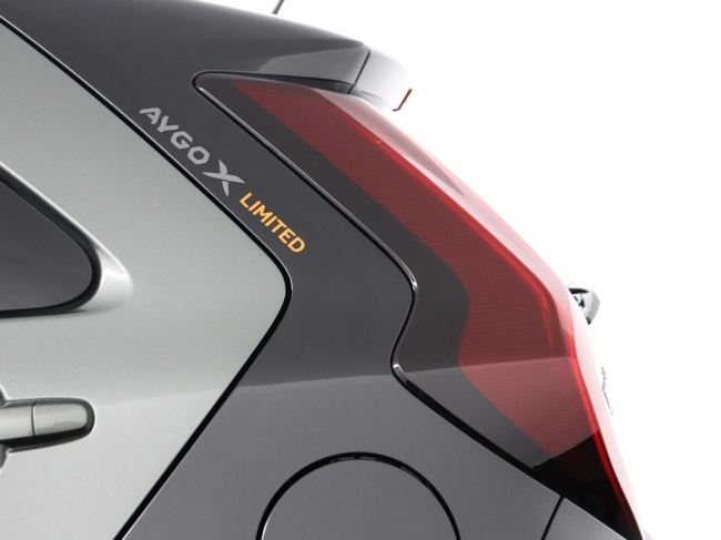 Toyota Aygo X - 1.0 VVT-i S-CVT Limited