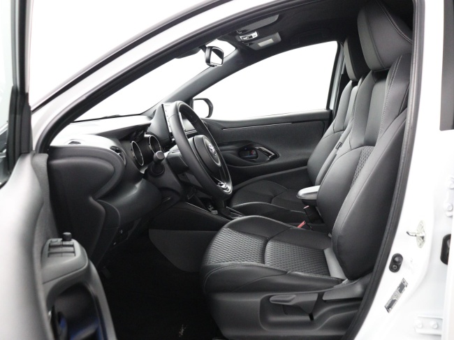 Toyota Yaris - 1.5 Hybrid Executive Sport
