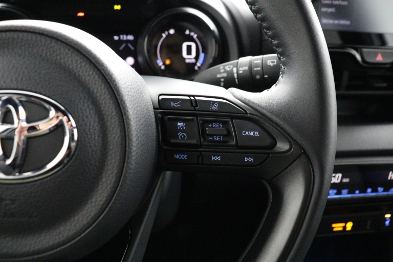 Toyota Yaris - 1.5 Hybrid Executive Sport 21