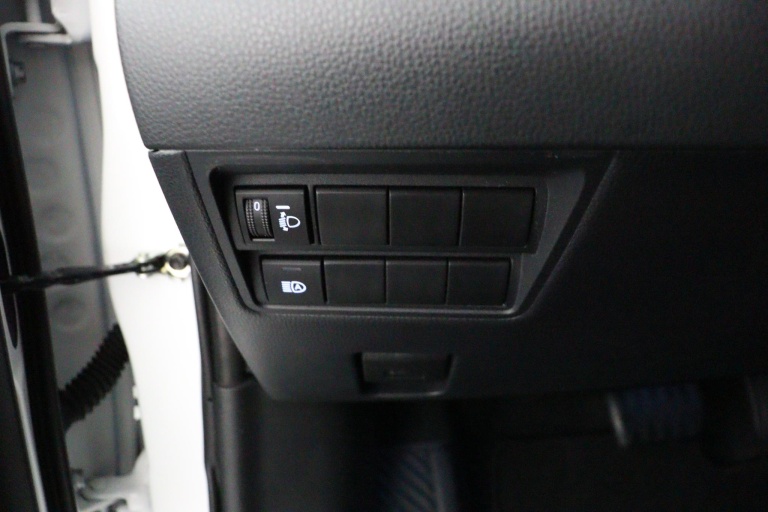 Toyota Yaris - 1.5 Hybrid Executive Sport 29