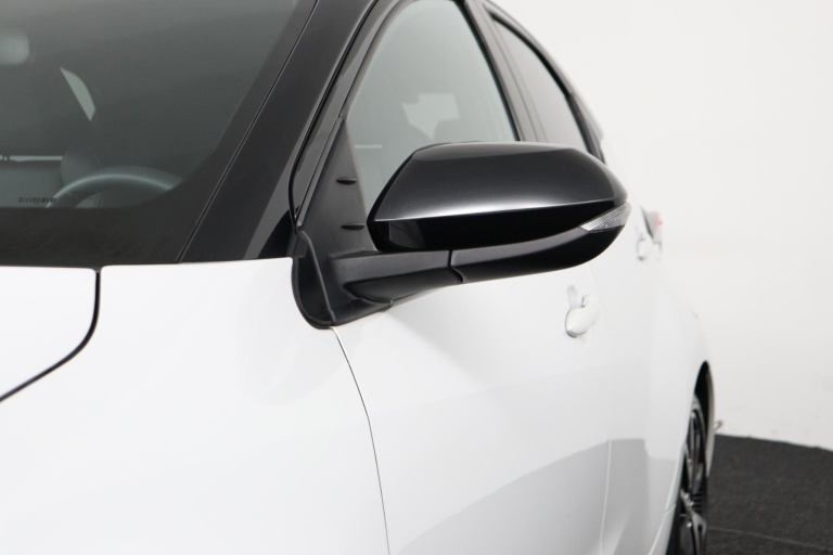 Toyota Yaris - 1.5 Hybrid Executive Sport 36