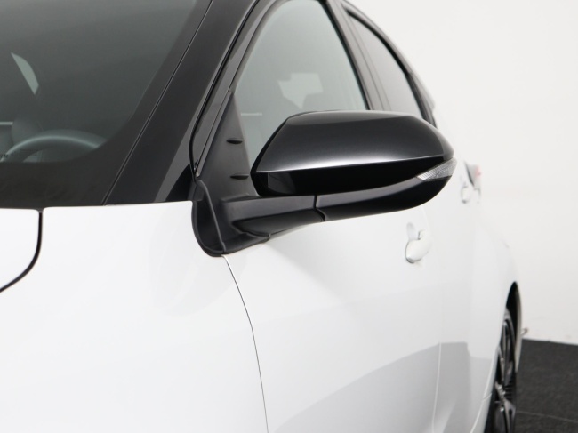 Toyota Yaris - 1.5 Hybrid Executive Sport