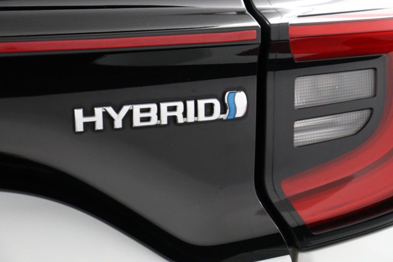 Toyota Yaris - 1.5 Hybrid Executive Sport 43