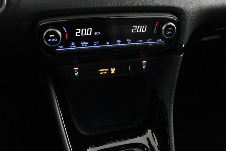 Toyota Yaris - 1.5 Hybrid Executive Sport 7