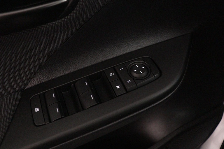 Toyota C-HR - 1.8 Hybrid 140 Active 28