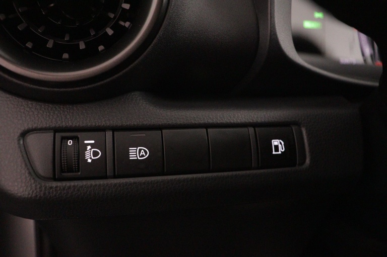 Toyota C-HR - 1.8 Hybrid 140 Active 29