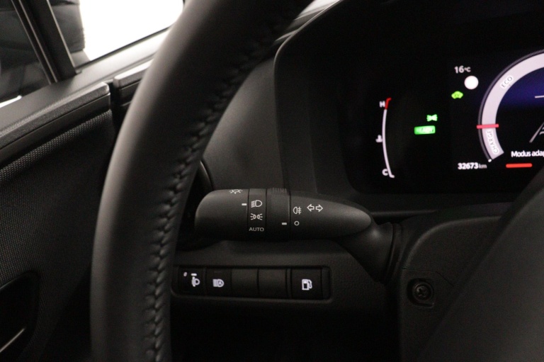 Toyota C-HR - 1.8 Hybrid 140 Active 30