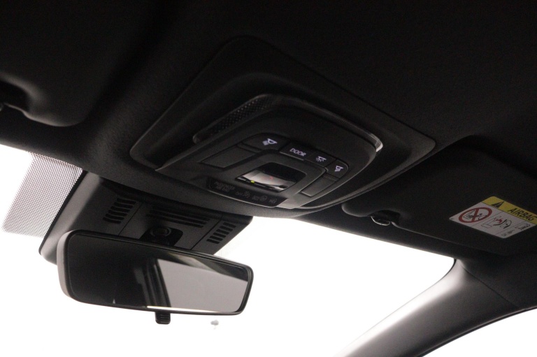 Toyota C-HR - 1.8 Hybrid 140 Active 32