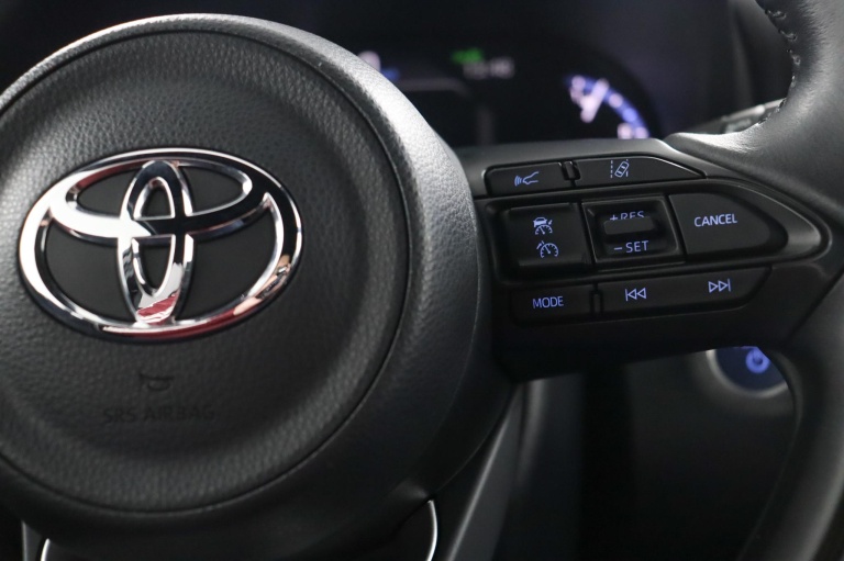 Toyota Yaris Cross - 1.5 Hybrid Dynamic 21