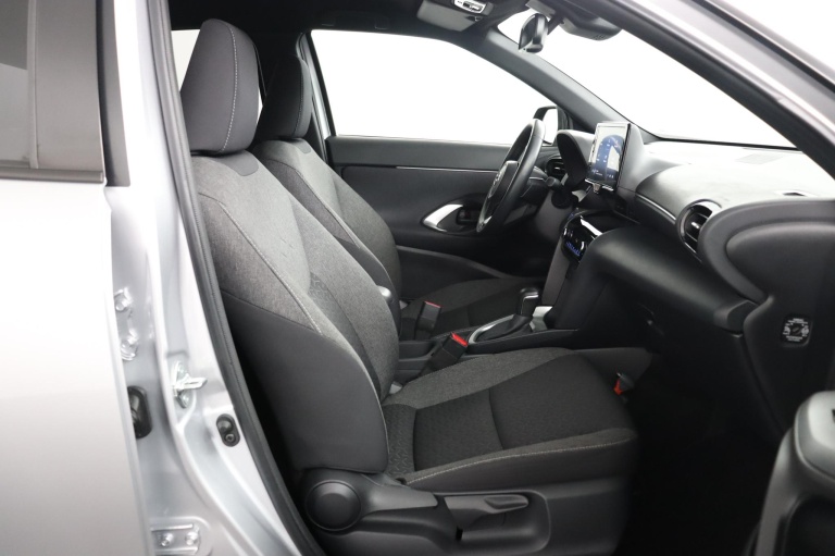 Toyota Yaris Cross - 1.5 Hybrid Dynamic 22