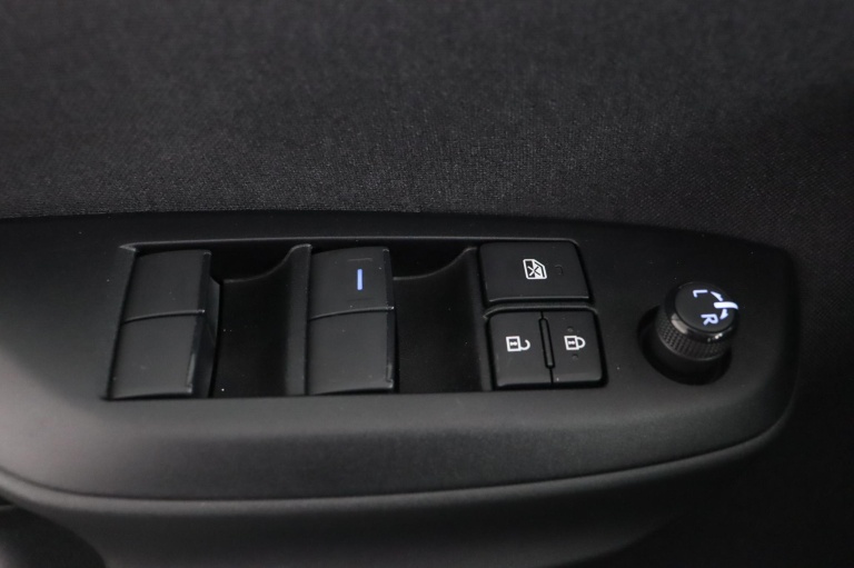 Toyota Yaris Cross - 1.5 Hybrid Dynamic 29