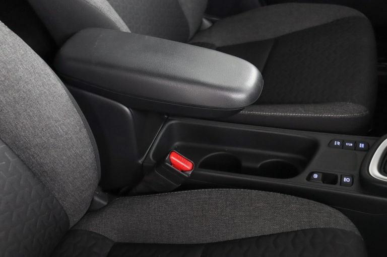 Toyota Yaris Cross - 1.5 Hybrid Dynamic 53