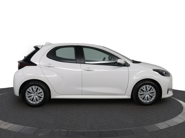 Toyota Yaris - 1.5 Hybrid Active 13