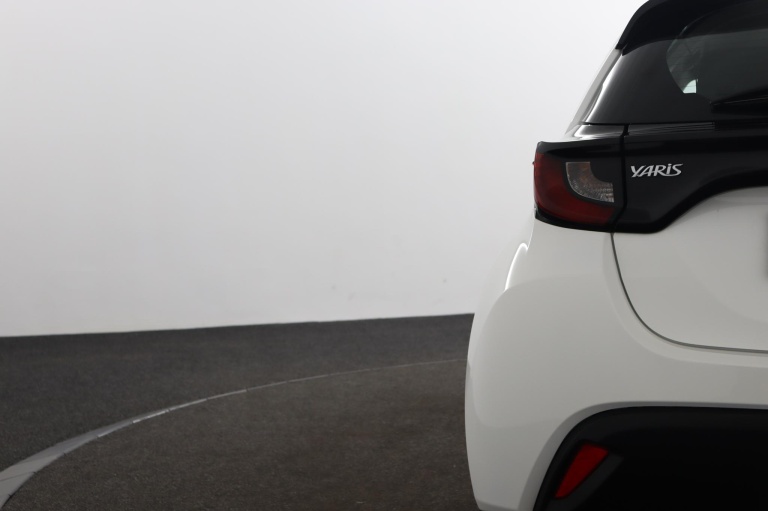 Toyota Yaris - 1.5 Hybrid Active 39