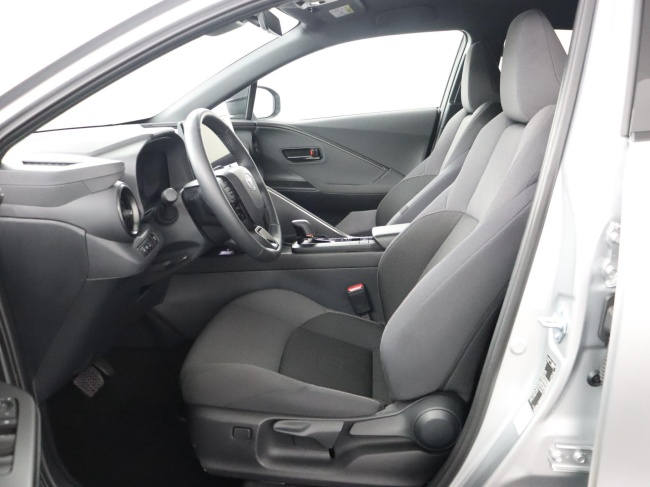 Toyota C-HR - 2.0 Plug-in Hybrid 220 Dynamic