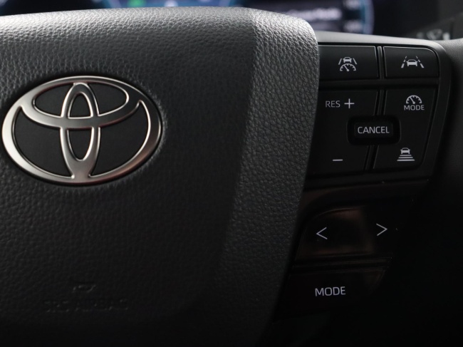 Toyota C-HR - 2.0 Plug-in Hybrid 220 Dynamic