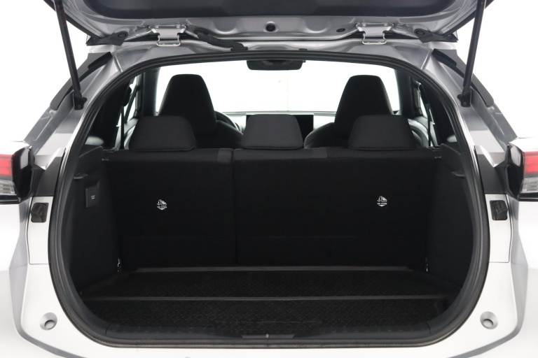 Toyota C-HR - 2.0 Plug-in Hybrid 220 Dynamic 24