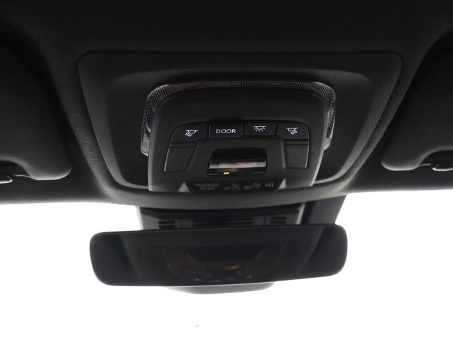 Toyota C-HR - 2.0 Plug-in Hybrid 220 Dynamic