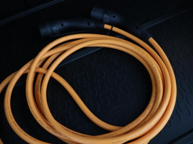 Toyota C-HR - 2.0 Plug-in Hybrid 220 Dynamic