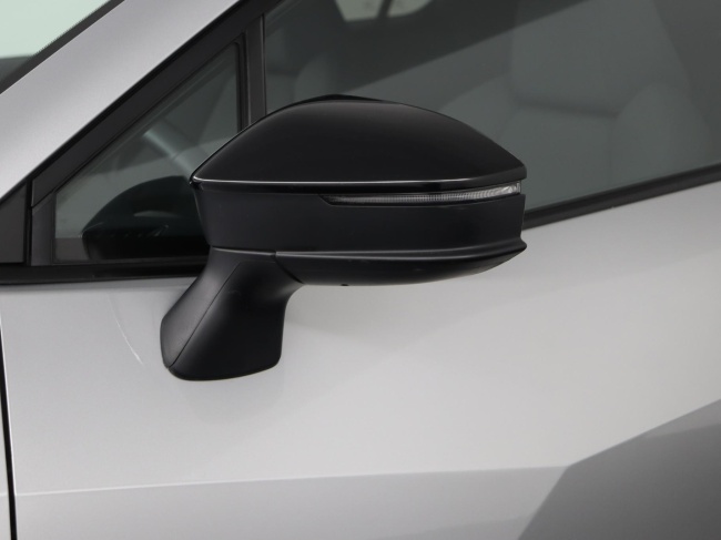 Toyota C-HR - 2.0 Plug-in Hybrid 220 Dynamic